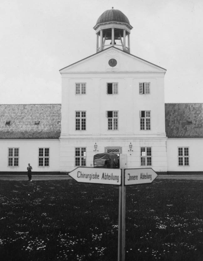 Graasten Slot SS-Lazaret. Maj-juni 1945. www.avlg.dk